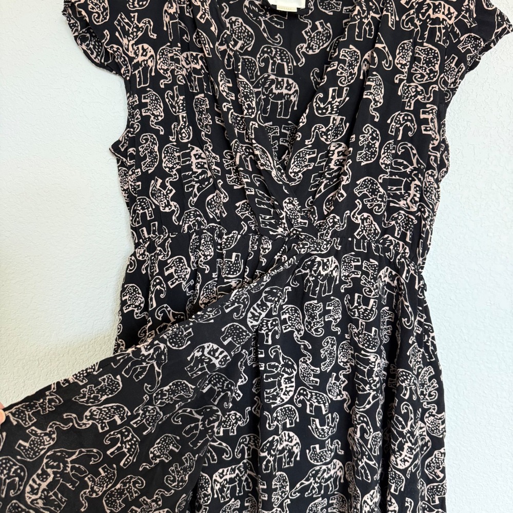 Maeve Anthropologie Noronha Black Elephant Print V-Neck Faux Wrap Dress Large - Picture 3 of 7